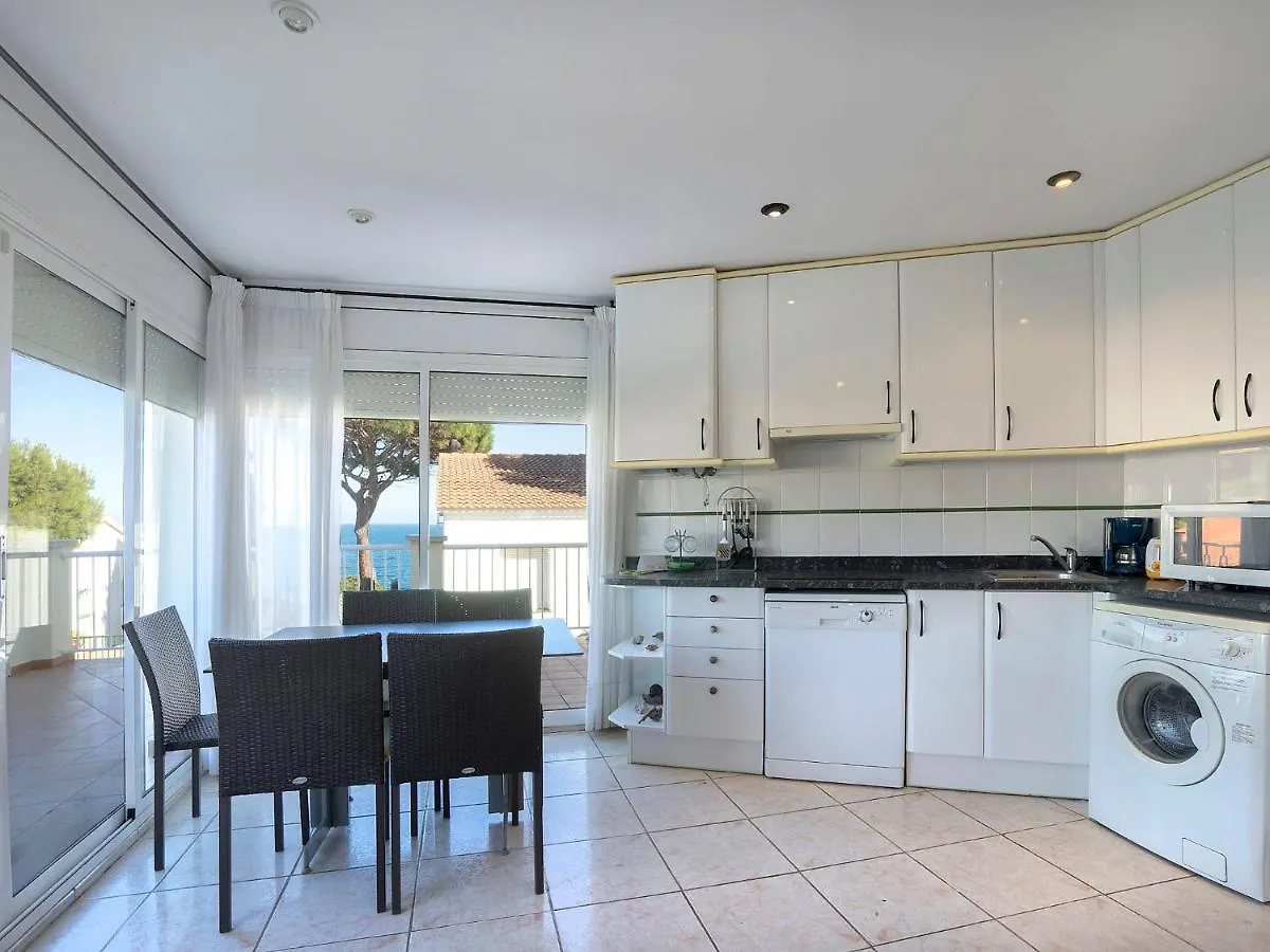 Apartment Palmiers I-11 By Interhome Llanca