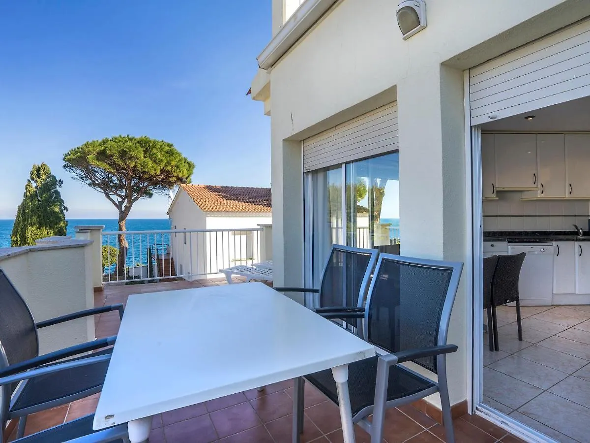 Apartment Palmiers I-11 By Interhome Llanca