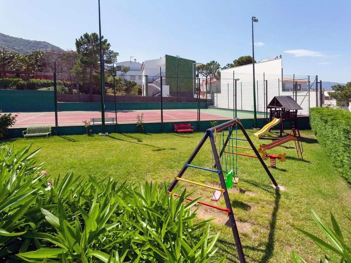 Apartment Palmiers I-11 By Interhome Llanca